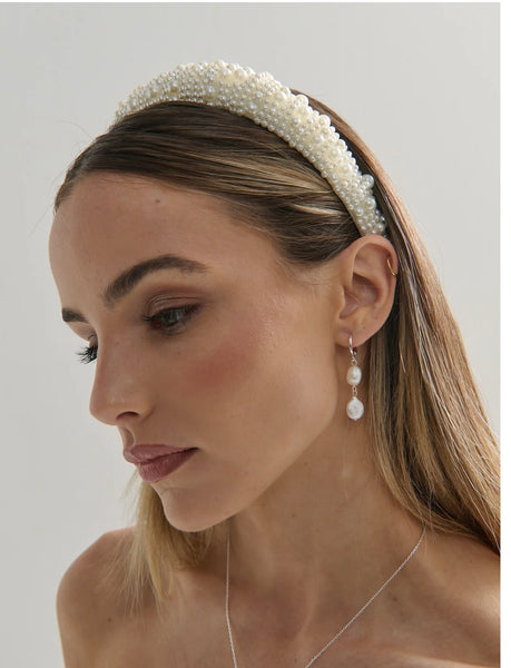 Alexia Hand Band - White Pearl