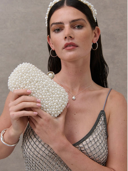 Riley Clutch Pearl - White