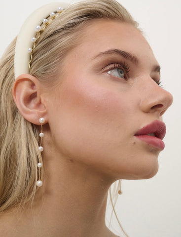 Amelia Pearl Earrings