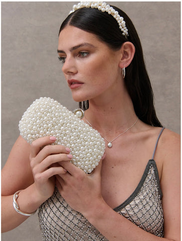Riley Clutch Pearl - White